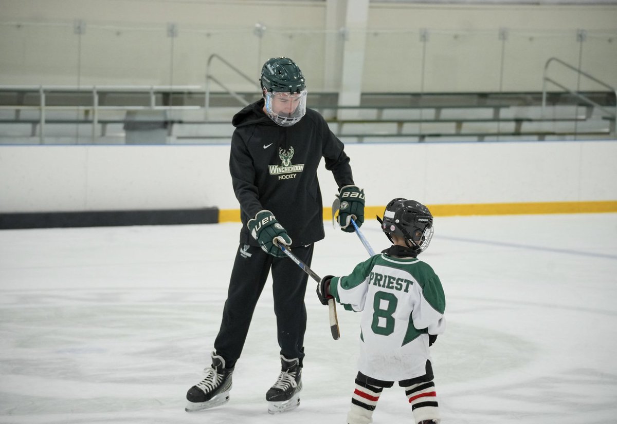 WinchAthletics's tweet photo. A few great athletic photos from our Community Clinics last week! #WinchWay #AntlersUp 🦌 https://t.co/nE1xRk3rrz