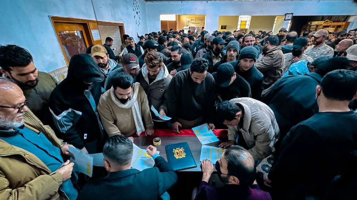 هذا هو الوعد: 
الثبات حتى النهاية، والإرادة قبل العتاد.
حين تُختبر العزائم، تكون الخطوة الأولى لأصحاب العزم
الاستشهاديون يبدأون أولى الخطوات، إعدادًا لطليعة الجيش المحمدي الأصيل، دفاعًا عن الإمام القائد والجمهورية الإسلامية

#ابو_حسين_الحميداوي