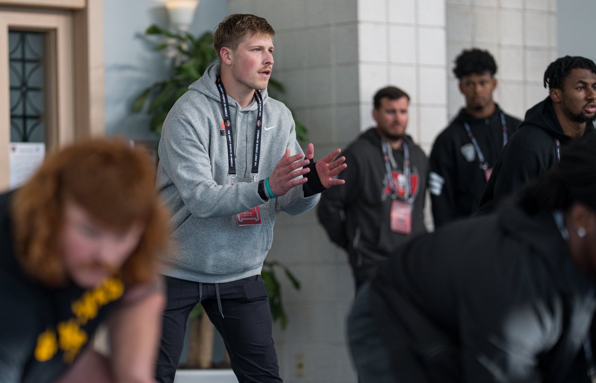 Panini Senior Bowl tweet media