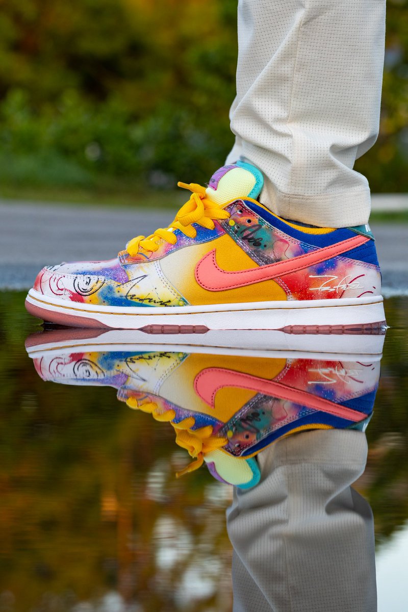 rchrd_305's tweet image. Today’s #kotd is the 2024 Futura Laboratories x Nike SB Low “Sunblush”(Friends and Family) Exclusive.

#nikesb #dunks #SnkrsLiveHeatingUp #snkrskickcheck #nike #nikeair #jumpman #dunk #sneaker #sneakerhead #sneakers