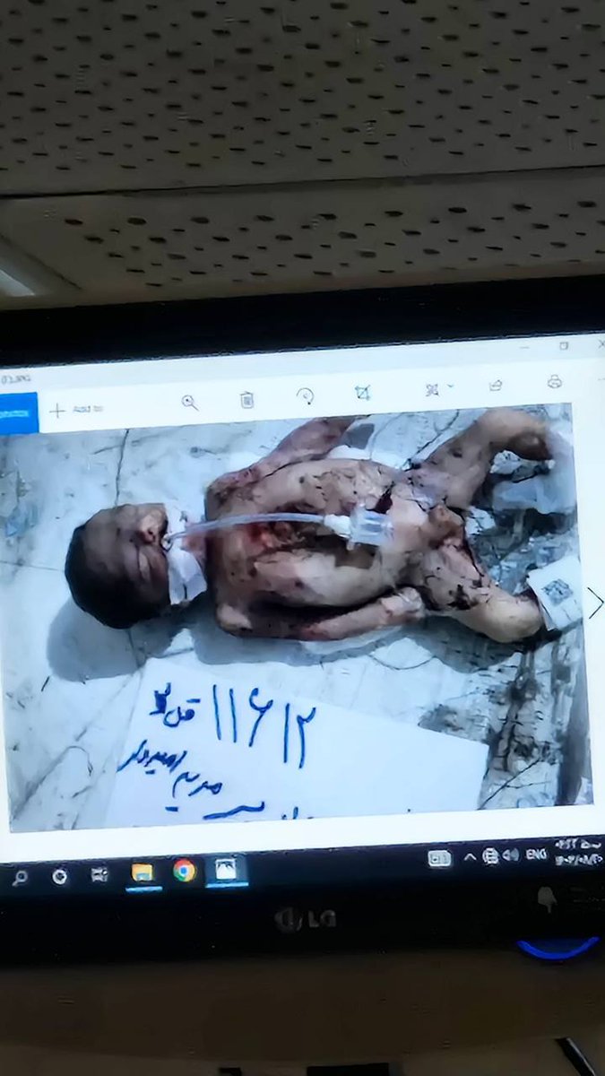 Vahid's tweet photo. ⚠️👶 #Infant #نوزاد
Received images: “Identification screen — Kahrizak forensic center, #Tehran.”
Two infants appear among the photos.

Earlier video received also showed one of the #infants on the same screen: #امیرحسام_حسین‌پور

#Iran https://t.co/PNKtNPiIps