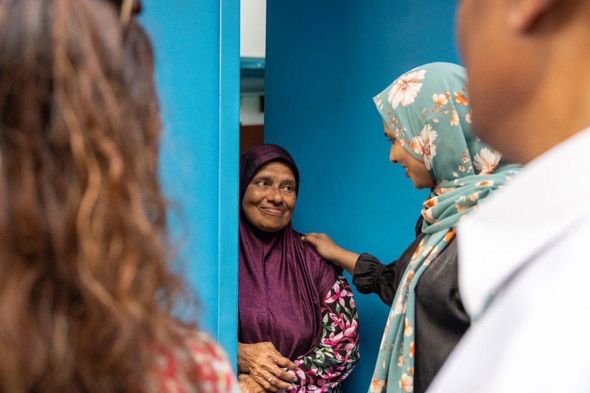 ކޮންގްރެސް ޕާޓީގެ މާފަންނު ހުޅަނގު ދާއިރާގެ ކެންޑިޑޭޓުންގެ، ދޮރުން ދޮރަށް ހަރަކާތުގެ ތެރެއިން.

#LCE2026 
#JaleelForMayor ✅
<a href="/AlaikaAyesh/">Ashiyath Alaika Adhnan</a> ✅
#CongressPartyMV 
#DhiveheengeRaajje