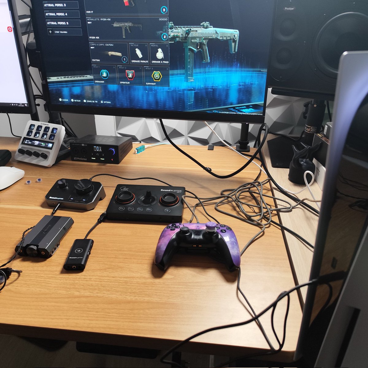 Quelques jours sur PS5  pour tester des paires d'IEMS et 4 Dacs <a href="/CreativeLabs/">Creative Labs</a> 
3 sont à moi et la marque m'a envoyé le G8 à vous présenter 😎