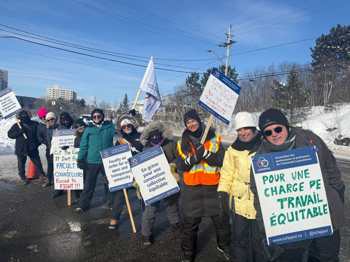 lufappul's tweet image. Holding firm on the lines for Day 7 🪧 
-
Rester firme sur les lignes lors du 7e jour 🪧