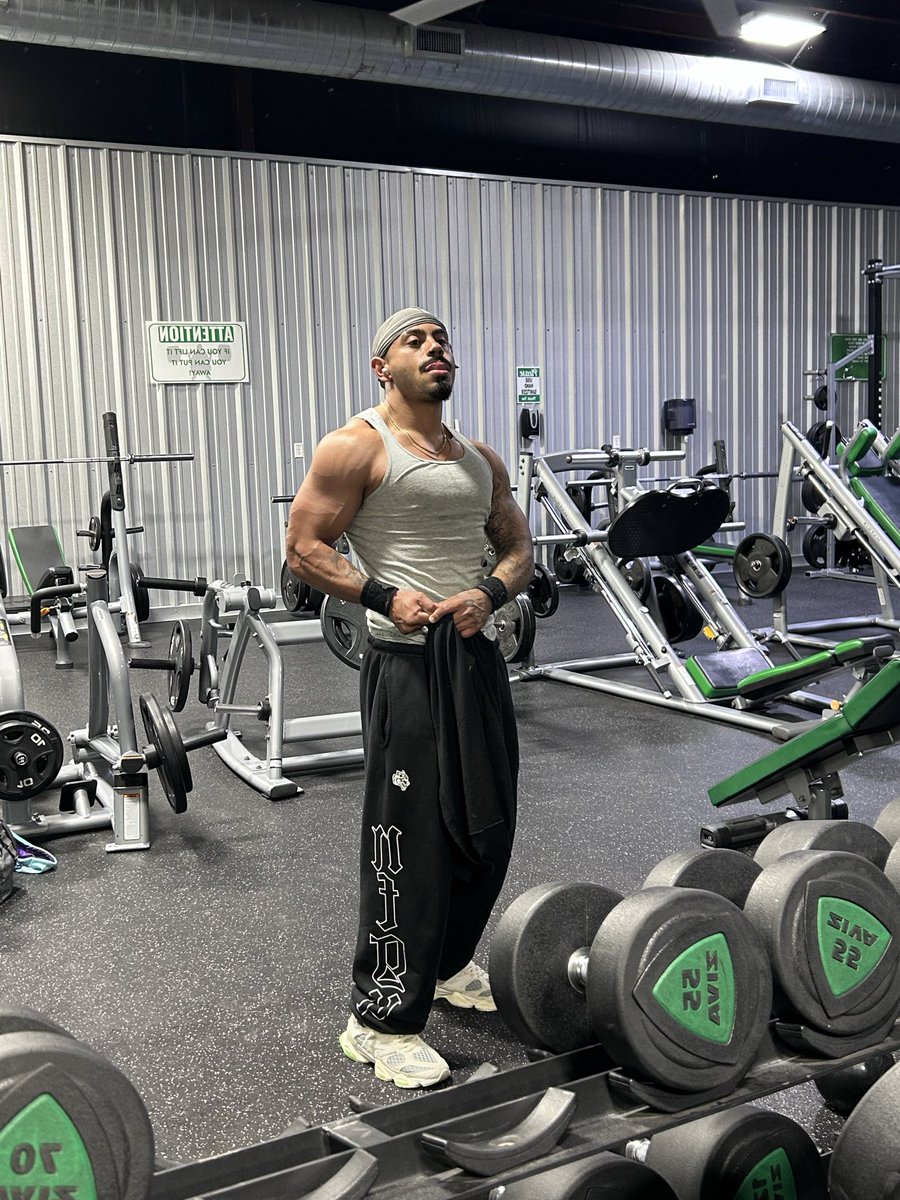 ThatOneDudee5's tweet photo. Ain’t shit changed 😮‍💨🦍 https://t.co/aZnjIMZxGT