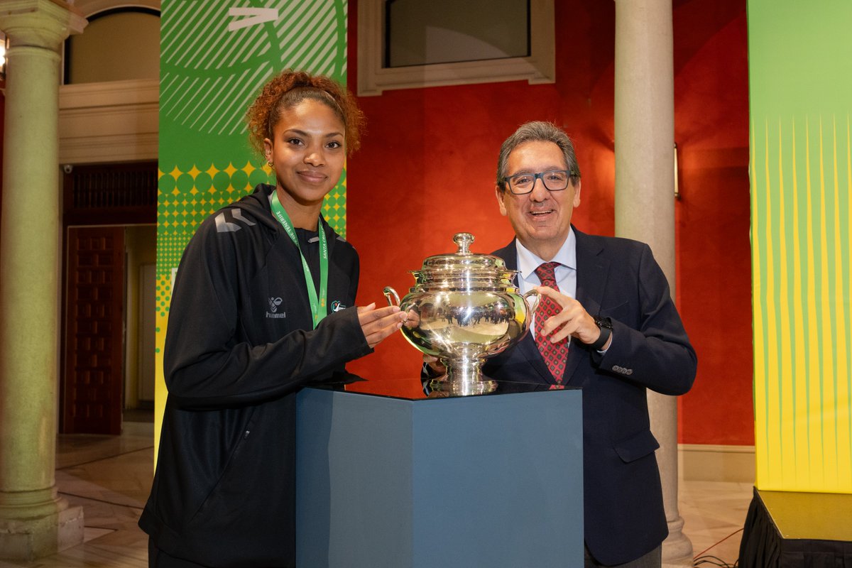 Fundación Cajasol tweet media