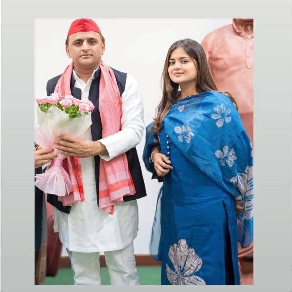 NesarAh08379851's tweet photo. समाजवादी पार्टी की युवा लोकप्रिय नेत्री आप सभी के सुख दुख में हमेशा शामिल रहती हैं और विधानसभा सदर 248 की भावी विधायक सुश्री @Jyotsna28 जी को जन्मदिन की हार्दिक बधाई एवं शुभकामनाएं।

मैं ईश्वर से आपके उत्तम स्वास्थ्य एवं दीर्घायु जीवन की कामना करता हूँ। https://t.co/OdTqAgTvVJ