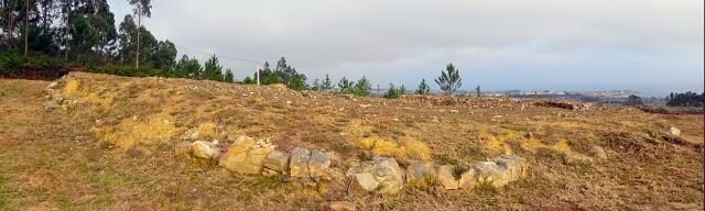 SabiasGalicia's tweet photo. Sabías que en #Lugo existe un círculo de pedras con máis de 5700 anos de antigüidade. Trátase do Círculo lítico A Roda (#Barreiros), un conxunto de pedras que forman unha circunferencia de 35m de diámetro. Pénsase que tiña unha función social, relixiosa ou incluso astronómica https://t.co/HwL4qVIBRP