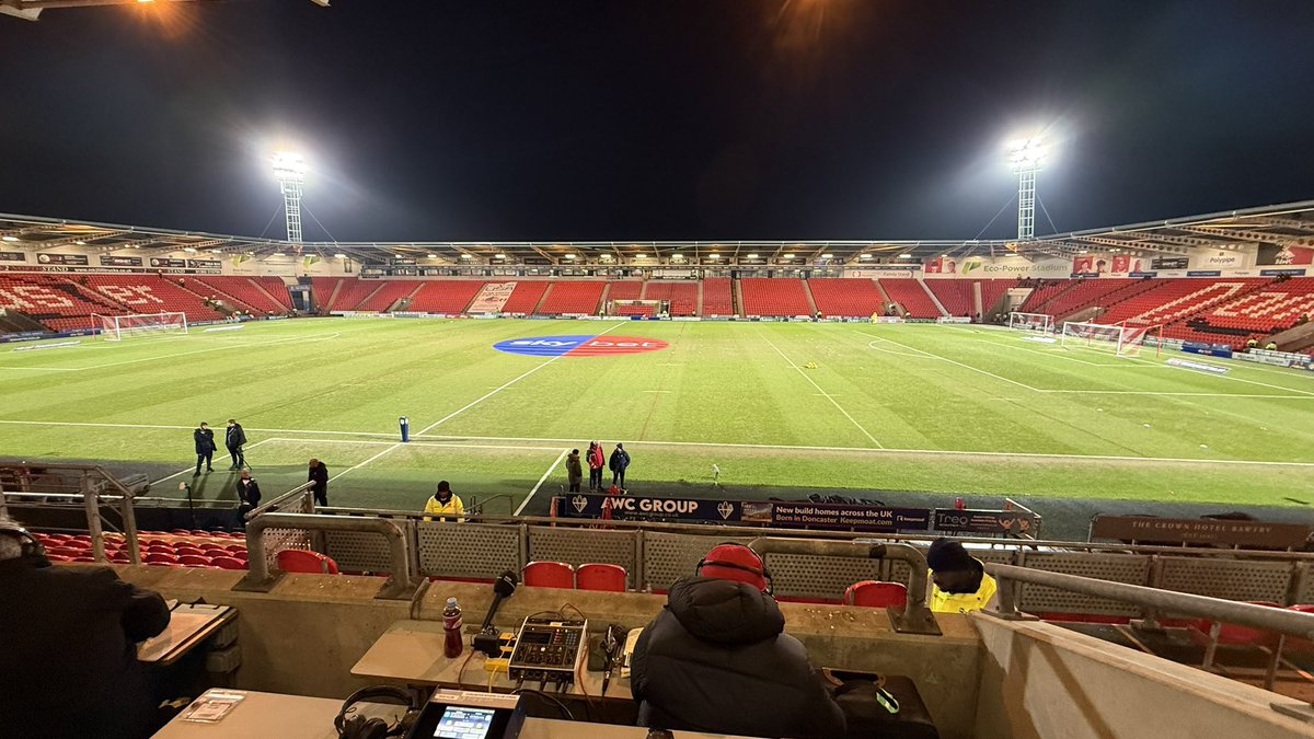 Back to work in the cold 🥶 

Doncaster Rovers vs Leyton Orient