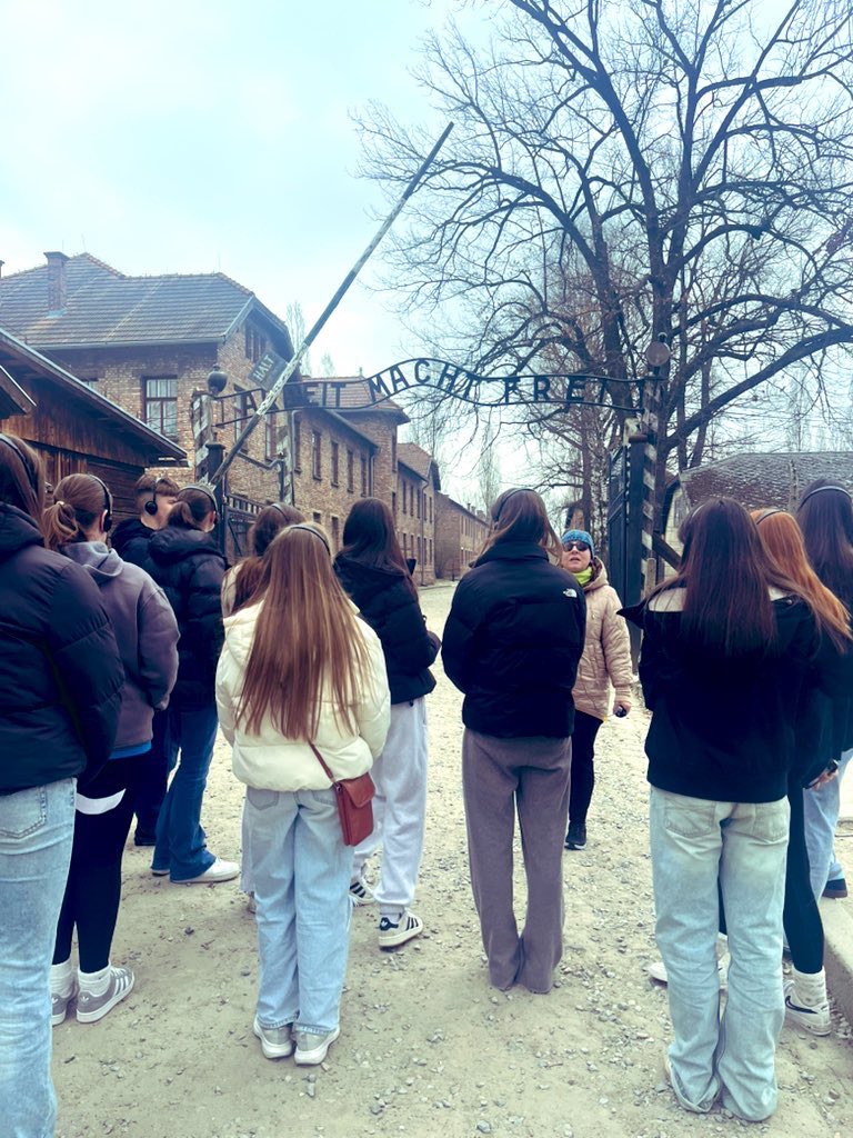 Alcester Academy History tweet media