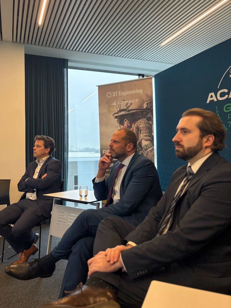 iDirect's tweet photo. Today, we were honored to host Belgian MoD & Foreign Trade Theo Francken to @iDirect in Sint-Niklaas.
The visit highlighted our #satcoms capabilities & initiatives like EPW, underscoring the growing relevance of our work across defense and space.
#STEngineering @BelgiumDefence https://t.co/kZEstLbyH8