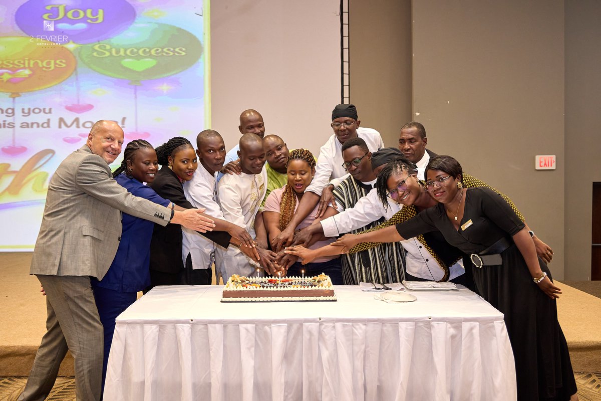 Première rencontre du personnel – 2026 🌟

Notre première rencontre du personnel de l’année a été un moment fort, marqué par  des distinctions honorifiques, des prix de reconnaissance et des instants de célébration.

Ensemble, nous entamons 2026 avec énergie, reconnaissance.