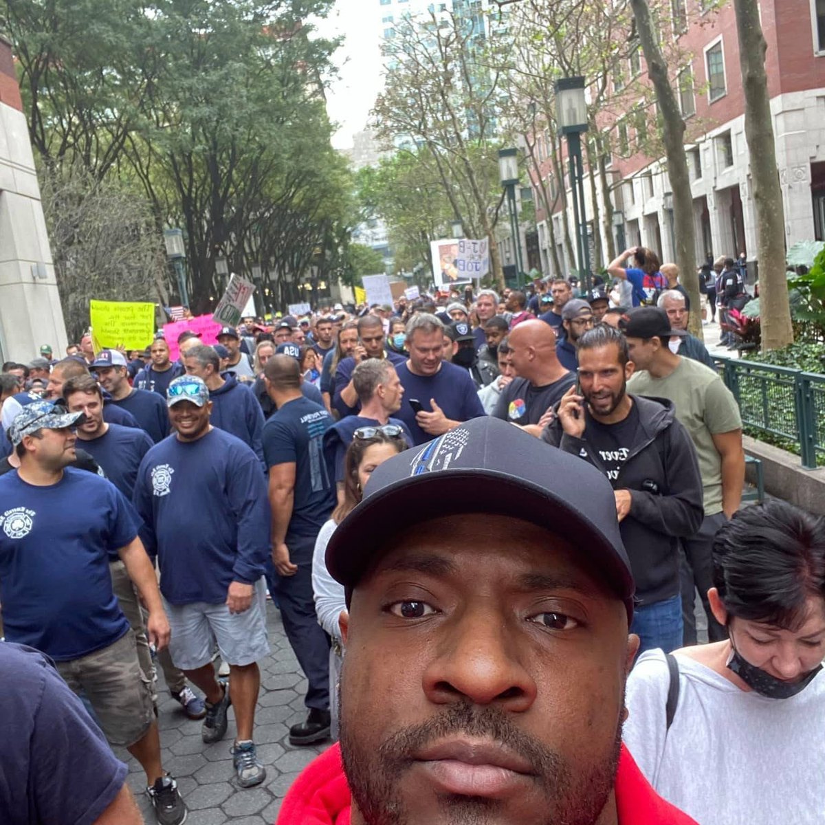 I’ve been part of a protest before. I protested COVID mandates and lockdowns.

However…

When we were ordered out of the streets, I complied. When we were ordered out of an area, I complied. When we were asked to peacefully disperse, I did. 

No one fought. No one agitated. No