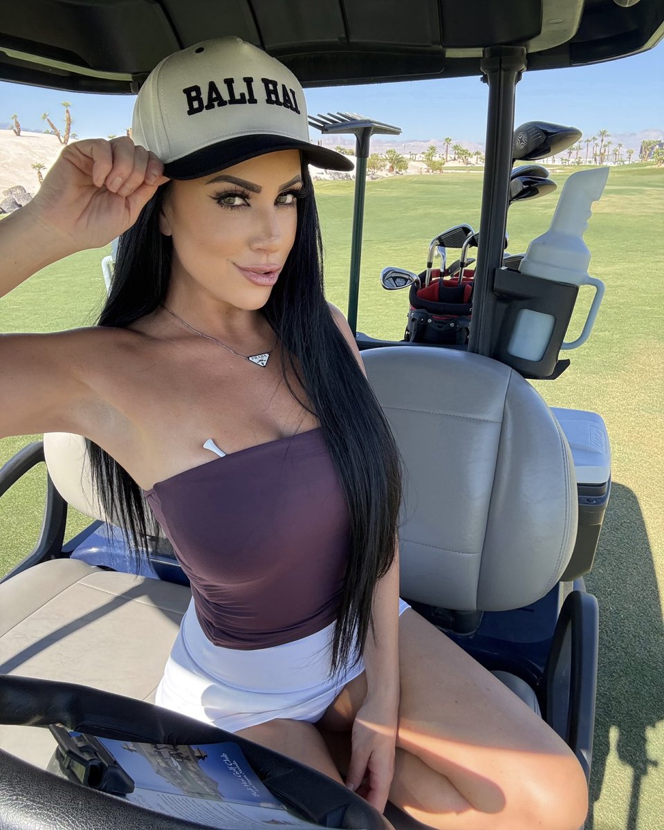 Platinum_Tees's tweet photo. Golf day, but make it iconic. 😎⛳️
From tee box to clubhouse, Platinum Tees brings premium energy to every round.

Book the ultimate golf experience.
📞 1-877-900-1264
🌐 https://t.co/bArnGmfVIb

#PlatinumTees #GolfLifestyle #CaddieGoals #PlayInStyle https://t.co/o0d3j9gQJr
