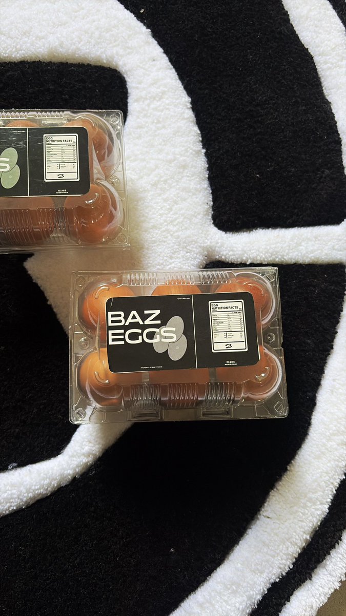 Baz tweet media