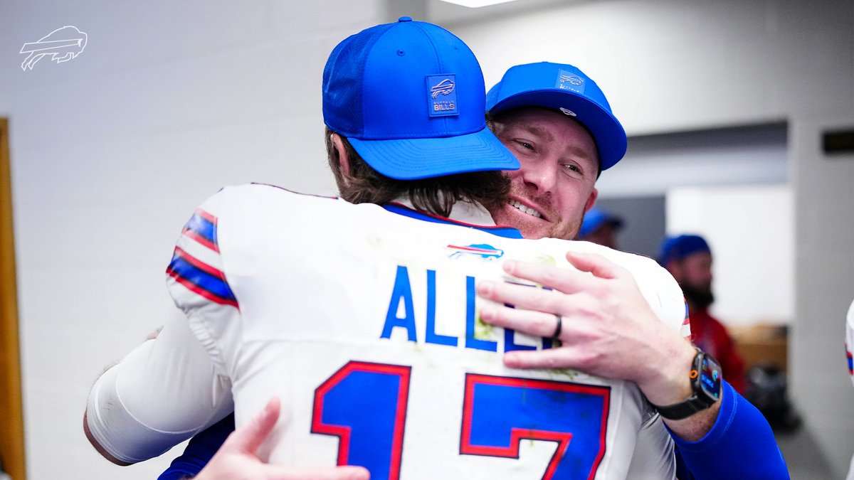 BuffaloBills's tweet image. First look at new Head Coach Joe Brady in Bills gear. 😁