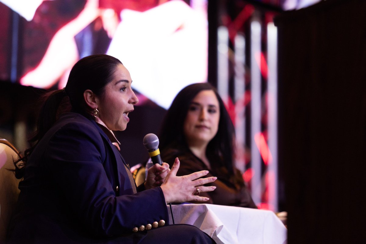 BlockClubCHI's tweet image. Speakers directly affected by Operation Midway Blitz shared their experiences during a panel hosted by Block Club Chicago. More than 200 people attended. blockclubchi.co/3NAeS9Z