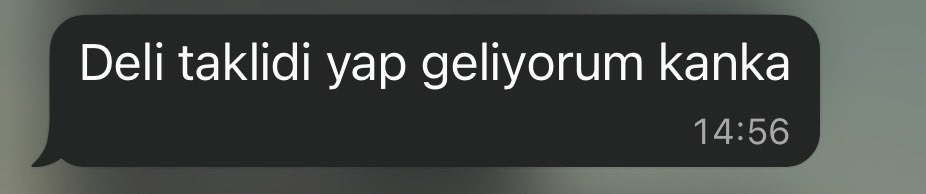 Esmasplace's tweet photo. Tiyatroya geç kalan arkadaşımın görevliyi oyalamam için benden istediği şey 
(psikoloğum) https://t.co/se3zL9AcPX