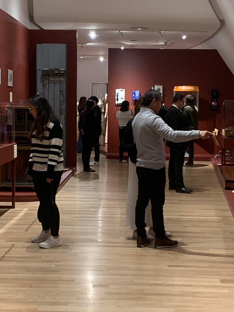 ElMuseoSoumaya's tweet image. La entrada a nuestras cuatro sedes es #Gratuita, siempre.
Si quieres un recorrido mediado, escríbenos a visitasyactividades@soumaya.org.mx
, ideal si nos visitas durante el #Mundial2026.