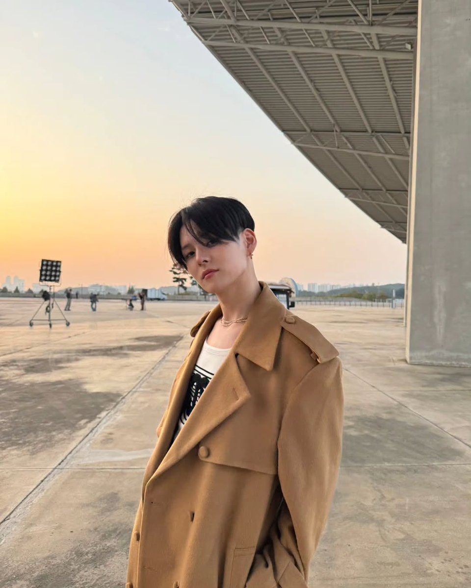 あのあの‼️だいすきな‼️大好物な‼️ヨシくんの刈り上げが‼️ガッツリ見えてて‼️動揺を隠せません‼️‼️‼️