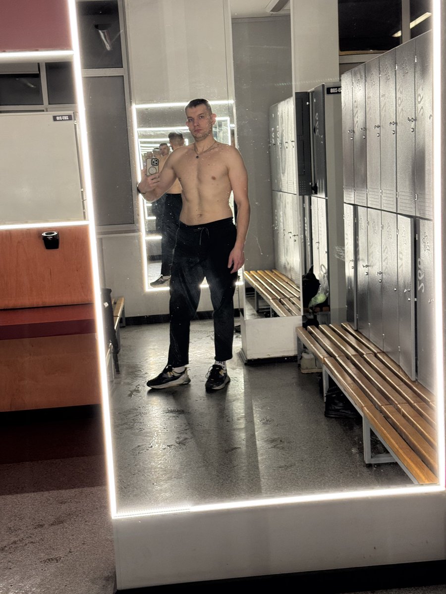 Няшна Тварюка tweet media