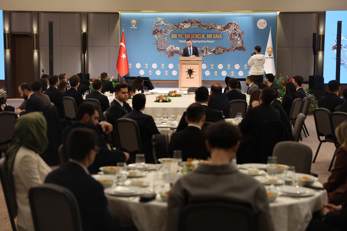 avyusufibis's tweet photo. Bir Yıl, Bir Gençlik, Bir Dava “Gençliğin Gücüyle Hep Omuz Omuza” diyerek programımızı gerçekleştirdik.

Büyük AK Gençlik ailemizle, Genel Merkez’imizle, 81 il, 922 ilçemizle hep birlikte ilk günkü heyecanımızla çalışmaya devam edeceğiz!🚀 https://t.co/SuHBkmhiGi