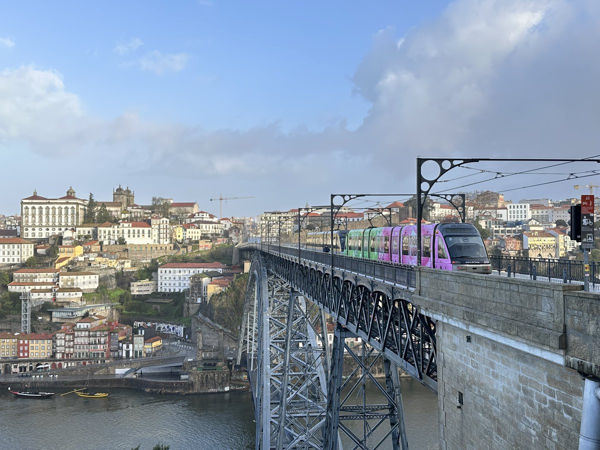 TridentTraveller tweet media