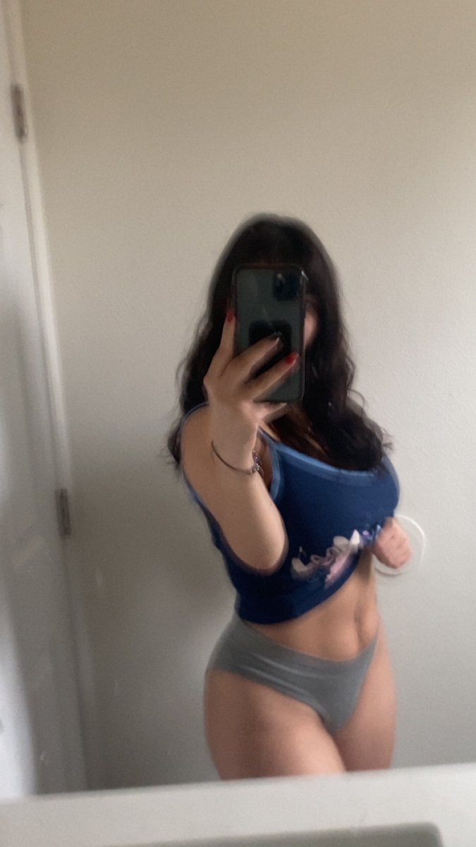 PinkHoneyx00's tweet photo. Wanna see more? I can take it off for you just say the word😘 https://t.co/Ru1ByWqPQ3