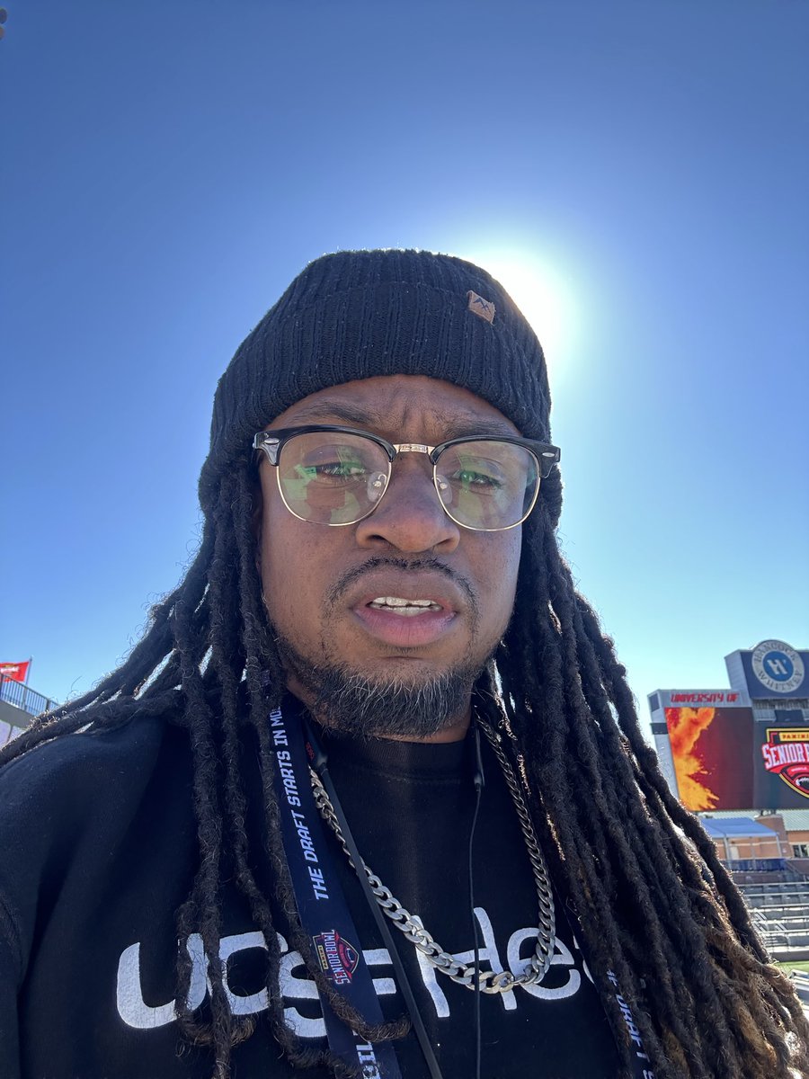 TALKINGBALL1's tweet image. We here let the fun begin!! @seniorbowl #DraftNerds🤓🏈