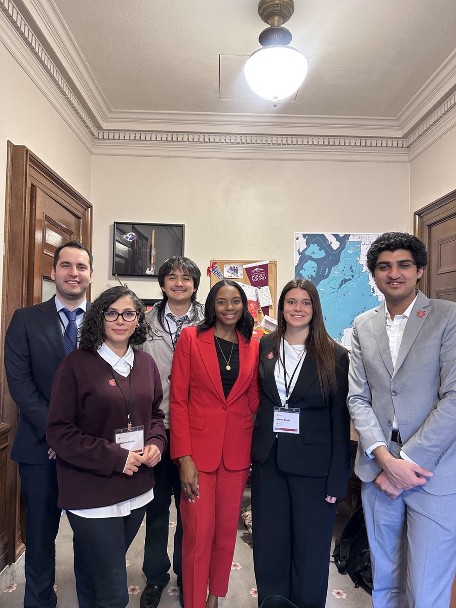 SenatorNobles's tweet photo. Great to see Washington State University students at the Capitol for WSU Coug Day. 🎓🏛️

Always appreciate hearing directly from students about their priorities and the issues shaping their experience. Thanks for showing up and using your voice.

Go Cougs! 🩶❤️ https://t.co/P2Eubizcbk