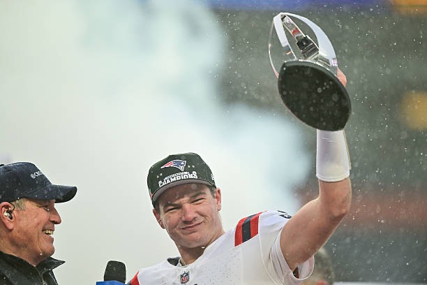 DailyNFLStats1's tweet photo. AFC Championship:
New England Patriots vs. Denver Broncos Game Review:

Patriots beat the Broncos 10-7 https://t.co/7jmi8LCVUA
