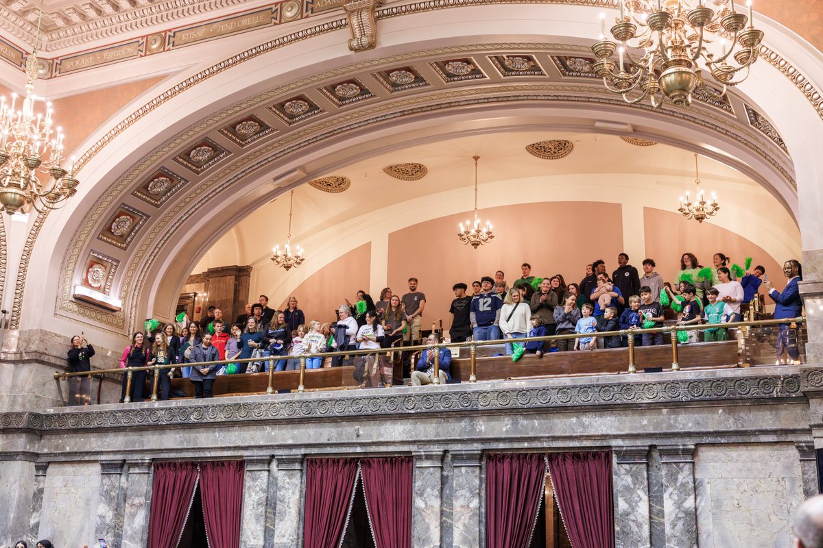 SenatorNobles's tweet photo. Grateful to everyone who came to the Capitol to support the youth sports resolution. ⚽️🏛️

Seeing coaches, parents, advocates &amp; young people show up was a powerful reminder of why this matters. Every kid deserves a safe, welcoming place to play. ❤️

👉🏾 https://t.co/asS25cOqJF https://t.co/VcMK2hDjvI