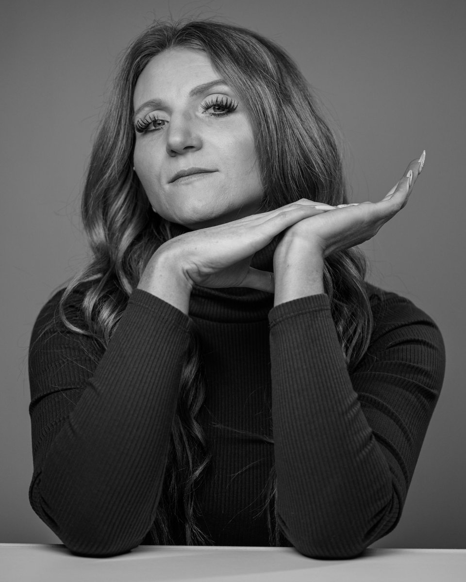 Positively_Step's tweet image. Trying my hand at some different styles of portraiture. #beautymodel