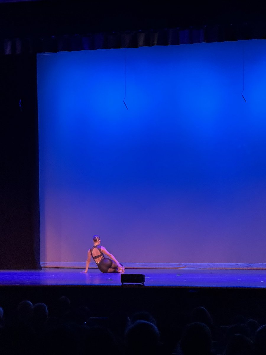 NCCrushers14u's tweet photo. A special congratulations to #10 Keira McNerney on a wonderful dance recital this weekend! 
We pride ourselves on softball, but it’s BIGGER than that! 
Our ladies ATTACK THE 1% by taking their work ethic, talent, and mental toughness into EVERYTHING they do! 
#NorthCoastCrushers https://t.co/dwyPB6IyhL