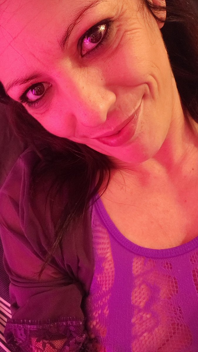 #STRIPCHAT #CAMGIRL #SEXTOY #SEXE #CUL #LOVENSE  #COQUINE #PUSSY #MILFS #france #DILDO  #fessées #française  #chicamala #Cataleyaloca 🔥🔥😈
En live 🔞😈🔞
fr.stripchat.com/Cataleyaloca/p…