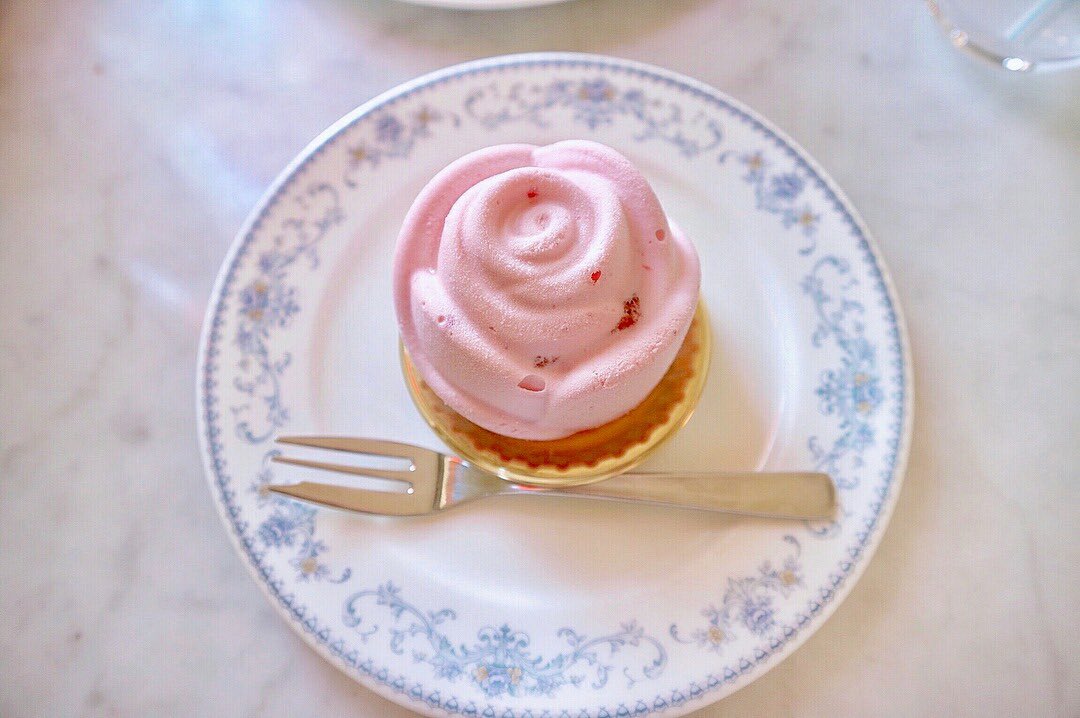 sakurafraise's tweet image. me in my nonhuman forms