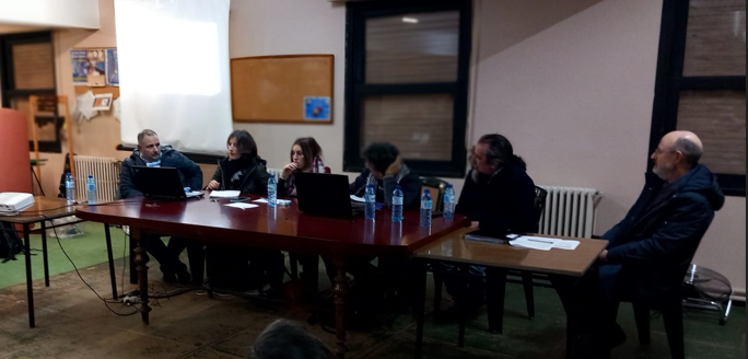 La 🏭planta de bio?metano en Agolada podría generar en torno a 80.000 toneladas anuales de vertidos de aguas 💩residuales.
#StopBiometano #StopBiogás #NiEnTuPuebloNiEnElMío
lavozdegalicia.es/noticia/deza/a…