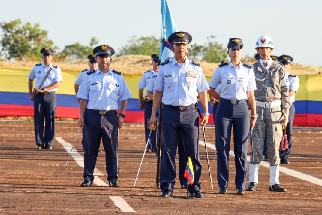 FuerzaAereaCol's tweet photo. Con 30 años de servicio a #Colombia, el Grupo Aéreo del Oriente trasciende lo operacional, trabajando con las comunidades para impulsar proyectos productivos y fortalecer el desarrollo regional. 🌱✈️
➡️ https://t.co/sEHJVihbRZ
#GAORI #HonorEsServir #ProtegemosLaVida https://t.co/PrWwssLulw