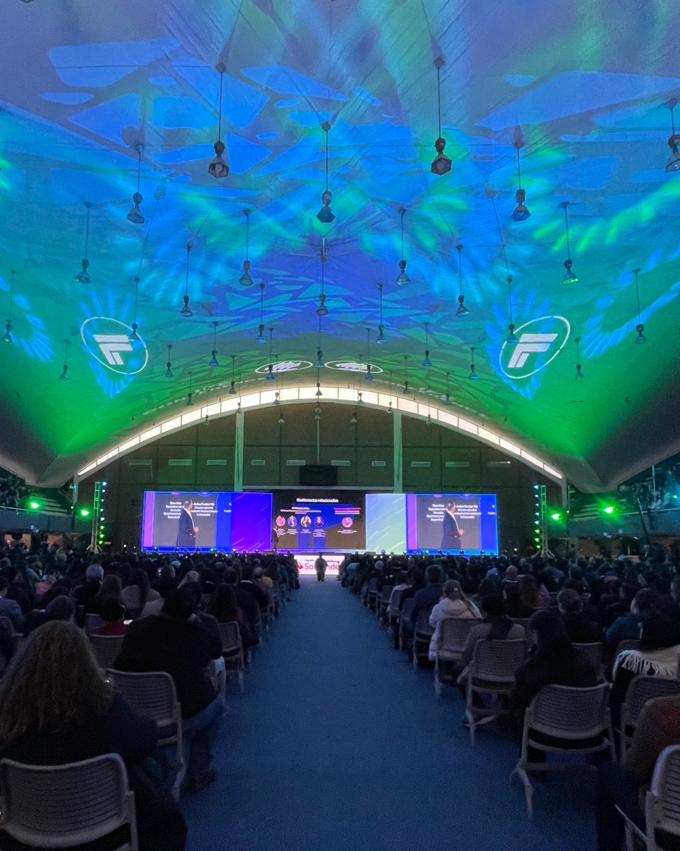 📍 Día 1 del @ifeconference .   
Estamos compartiendo nuestra experiencia sobre el impacto de la IA en la operación académica y cómo estamos impactando +65 universidades🚀📚.

#IFEConference #Foris