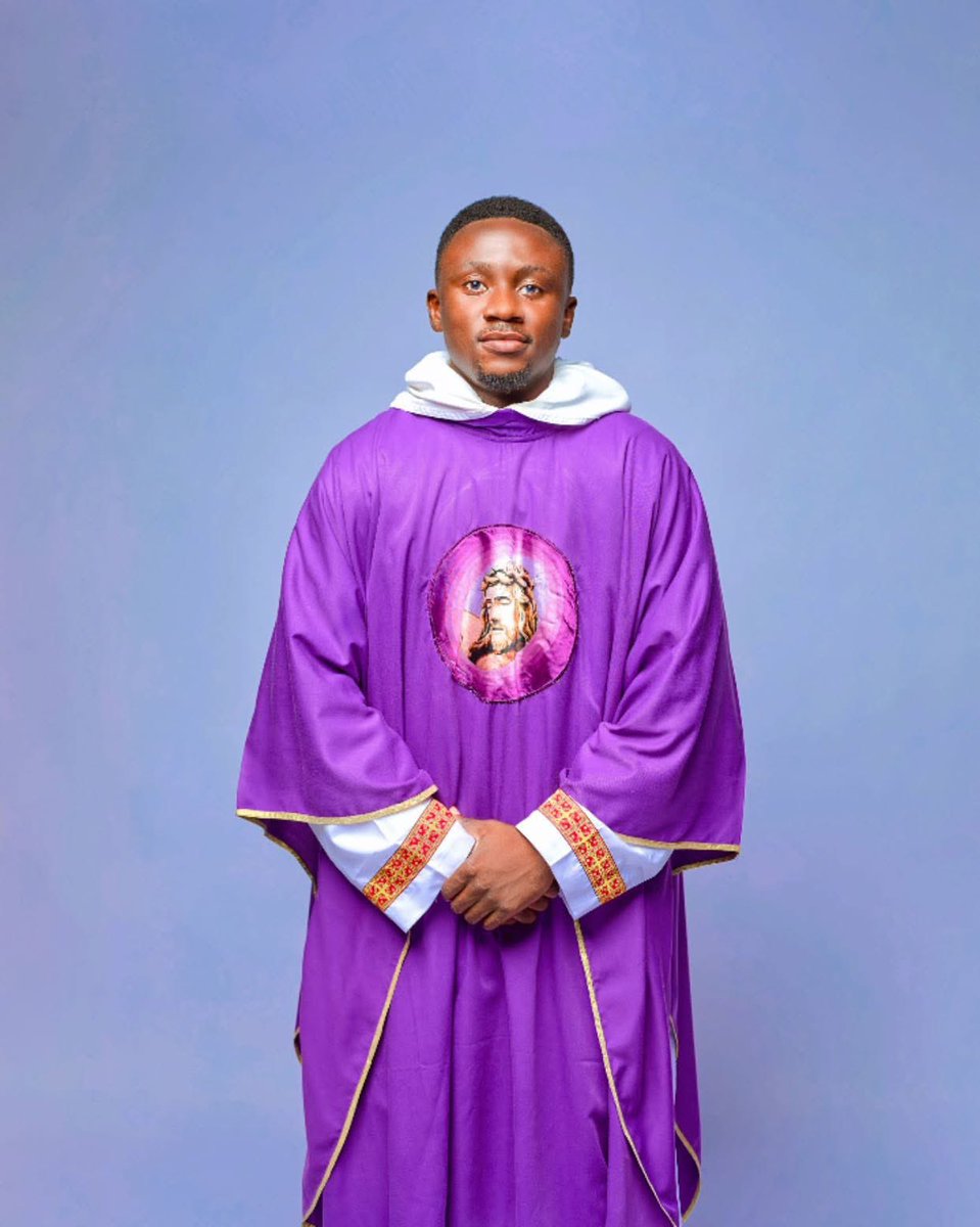 FriarJ's tweet image. Jesus has not called us to be his FANS but to be his FOLLOWERS 

#CatholicX #Catholic #catholicchurch