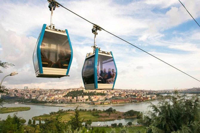 SYTECSA's tweet photo. EL DATO: El teleférico de Eyüp en Estambul (Turquía) conecta el histórico barrio de Eyüp con la colina Pierre Loti, ofreciendo vistas panorámicas del Cuerno de Oro. Funciona todos los días. https://t.co/v1GcDN26Ek