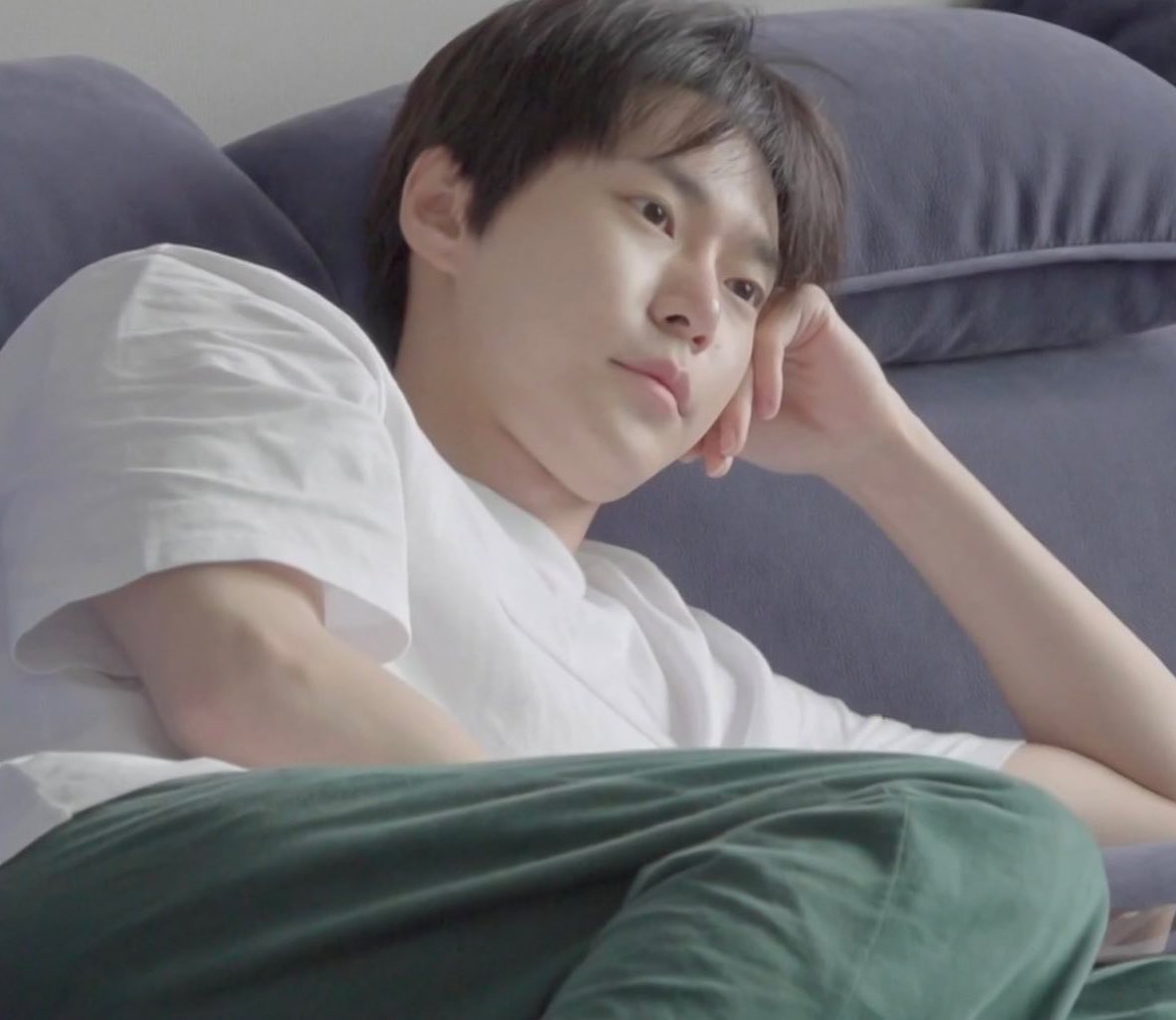 우리 10년 뒤에는 어떤 집에서 살고있을까?
너무 설렌다!!

                                     형 일단 이번 달 카드
                                   값부터 정산하고 생각하자