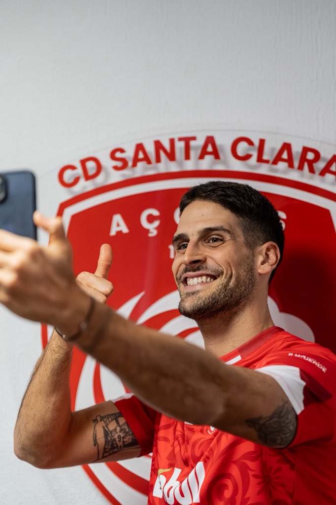 Gonçalo Paciência tweet media