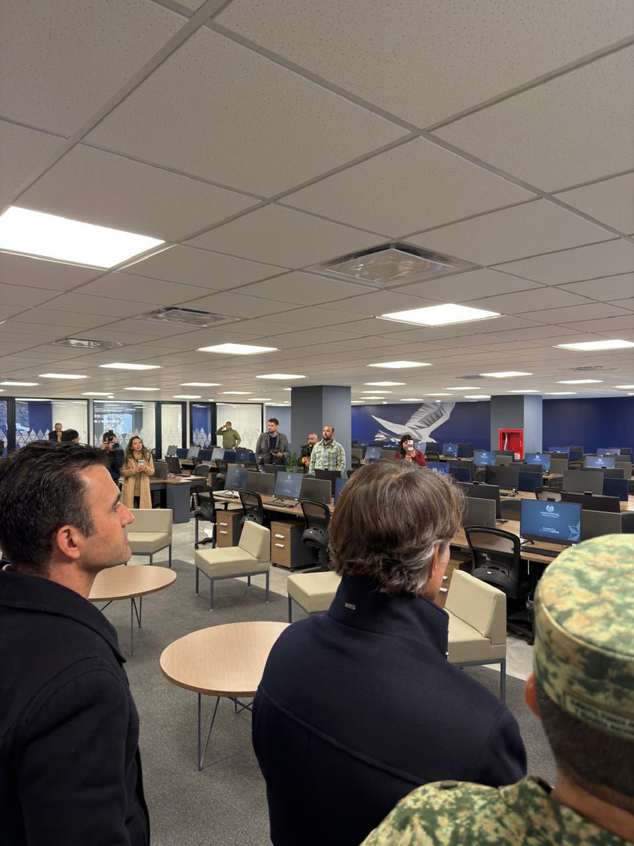 jagtzjardon's tweet image. Acompañé a mi amigo @MiguelMery en su Primer Informe de Actividades y en la inauguración del nuevo edificio del Poder Judicial en Saltillo, mis felicitaciones, así como a mi amigo @manolojim por esta obra que fortalecerá la impartición de justicia en nuestro estado. ¡Enhorabuena!