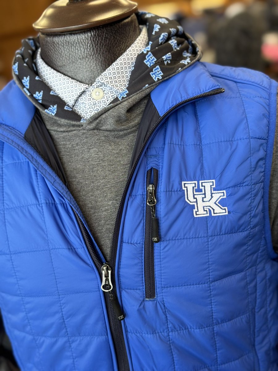 Logan's of Lexington tweet media