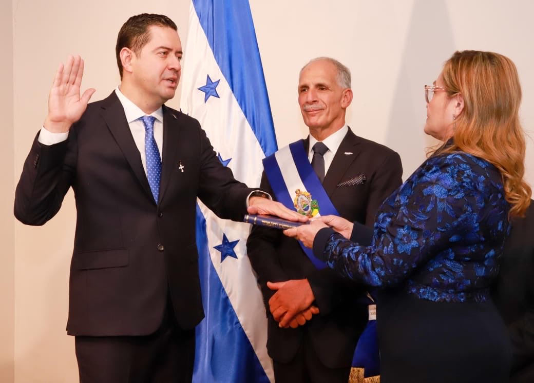 Emilio Hércules tweet media