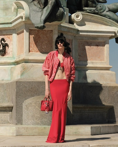 fashiontempoco's tweet photo. Redefining the Mediterranean spirit with Ermanno Scervino Resort 2026. 🌊❤️

Reviewing the bold reds, nautical stripes, and Italian tailoring from the new collection. 
This is where effortless style meets a modern edge.

#ErmannoScervino #Resort2026 #MFW #ItalianStyle https://t.co/PPcRRbK8Nl