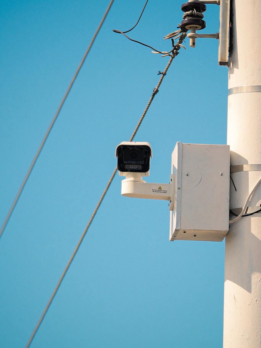 📍En la avenida El Ejército y parte de la avenida prolongación 5 de Julio instalamos ocho nuevas cámaras de videovigilancia para incrementar la seguridad y el resguardo en Barcelona.