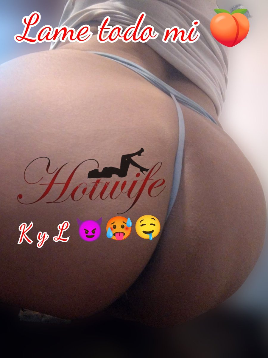 Hoy tocó ir a trabajar con hilito celeste 😋, q tal se me ve ...mi trasero d es ustedes mis fieles seguidores ...  Quienes más quieren cita conmigo para q les modele y hacer ricas travesuras 😋🤤🥵😈🫣..