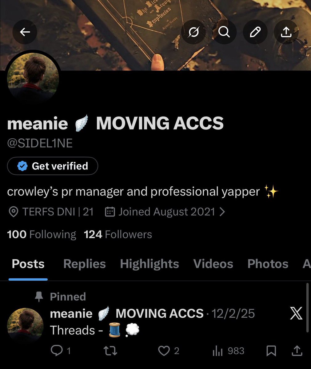 chloe ♡. tweet media